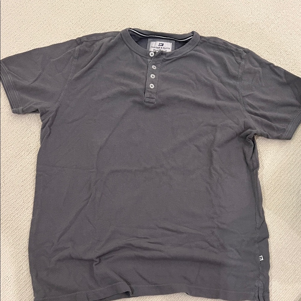 Men's Gray Shirt